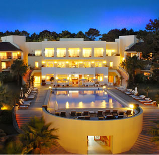 Mantra Resort Spa & Casino